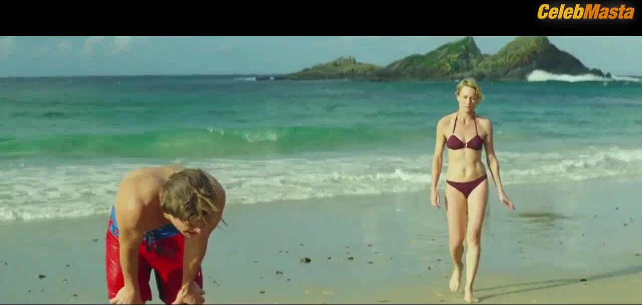 Robin Wright Booty, Tits Scene In Adore - Photo 2 of 5 photo 4