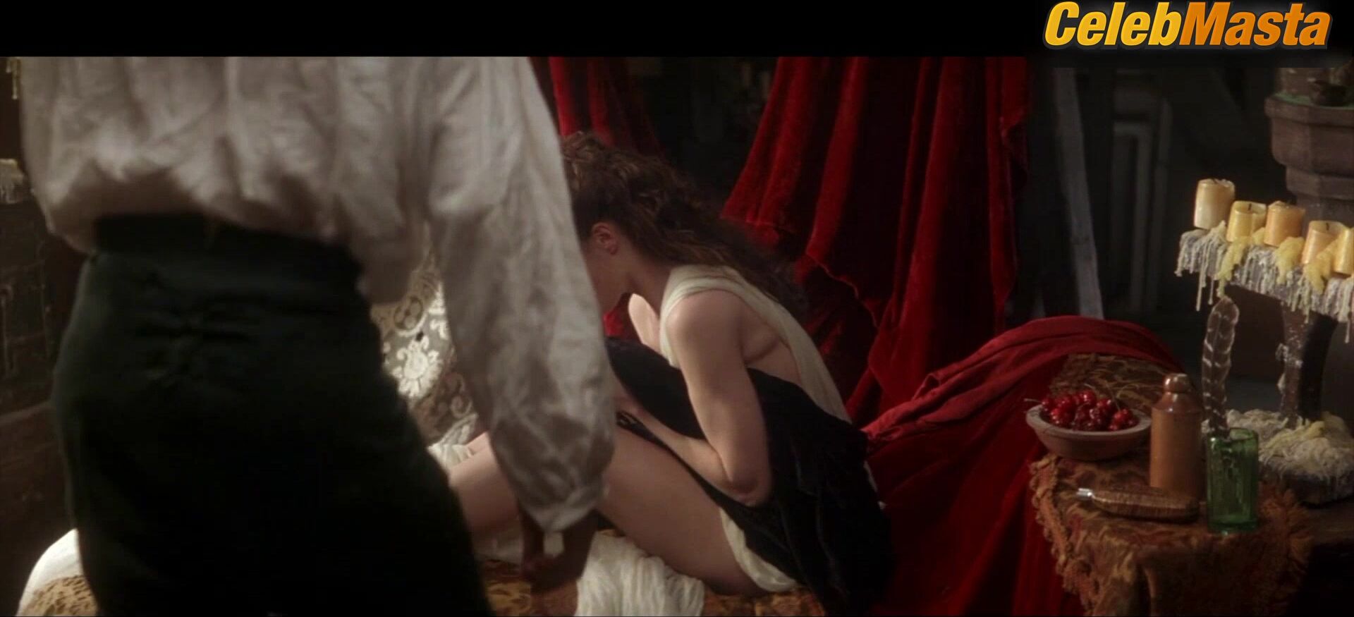 Robin Wright Boobs Scene In Moll Flanders - Photo 1 of 5 photo 5