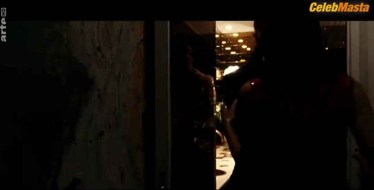 Serena Grandi ’s Tits Scene From The Great Beauty - Photo 1 of 5 photo 2