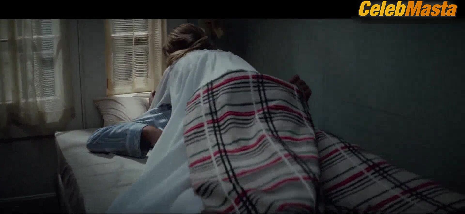 Robin Wright ’s Sexy Scene From Forrest Gump - Photo 1 of 5 photo 2