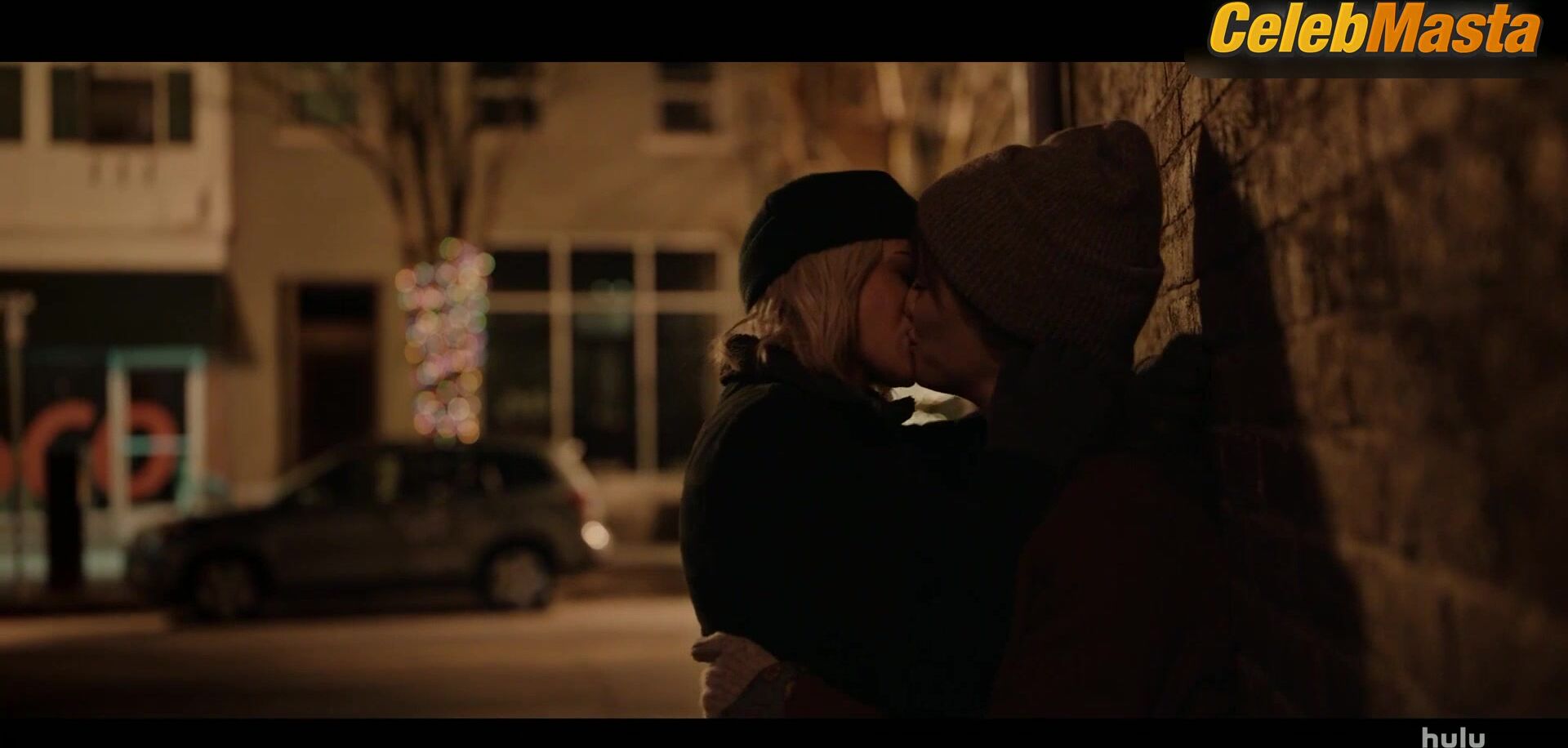Kristen Stewart And Mackenzie Davis Lesbian Scene From - Photo 1 of 5 photo 4