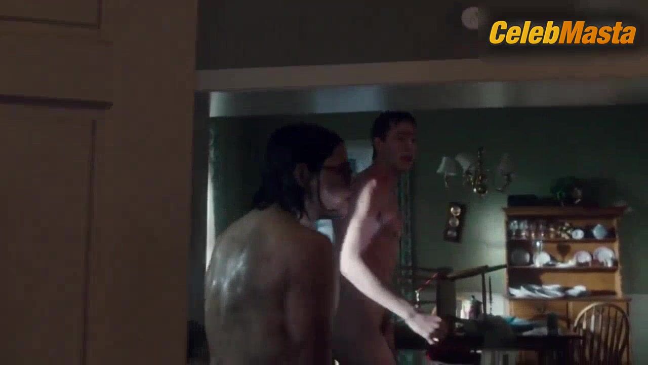 Mackenzie Davis Booty, Tits Scene In Freaks Of Nature - Photo 2 of 5 photo 4