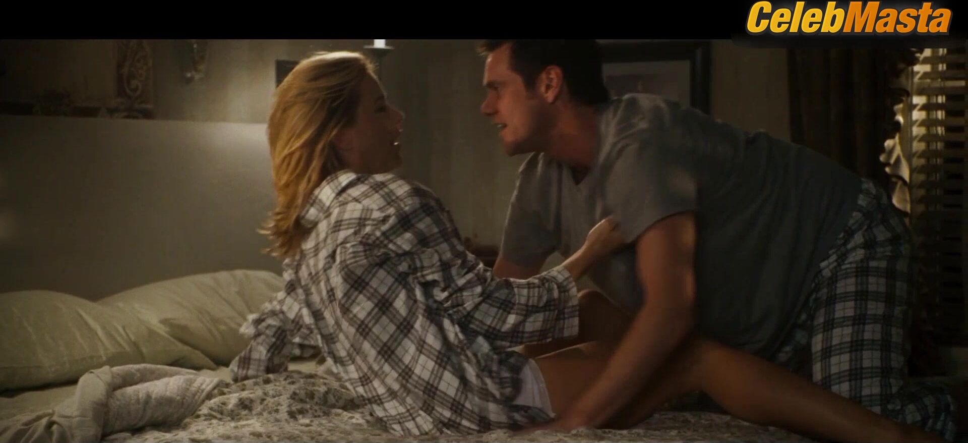Tea Leoni ’s Underwear Scene From Fun With Dick - Photo 3 of 5 photo 4