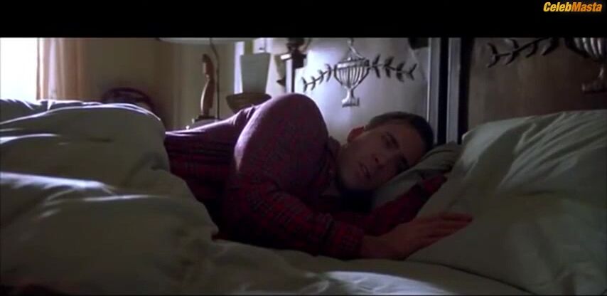 Tea Leoni ’s Ass, Tits Scene In The Family Man - Photo 2 of 5