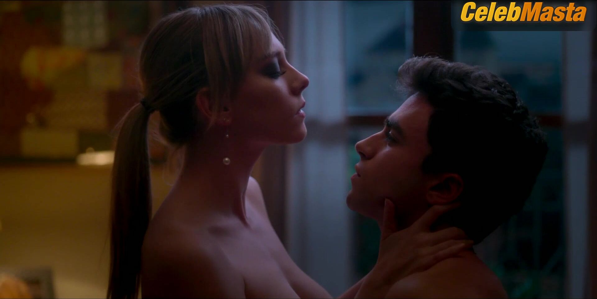 Ester Exposito ’s Sexy Scene In Elite - Photo 1 of 5 photo 5