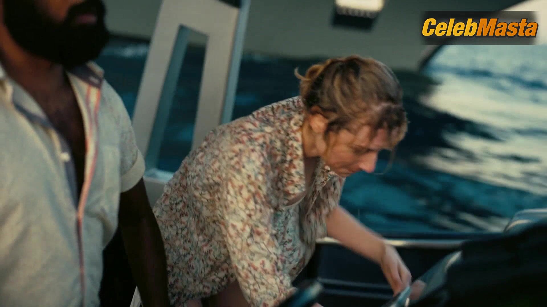 Elizabeth Debicki Swimsuit Scene In Tenet - Photo 2 of 5 photo 4