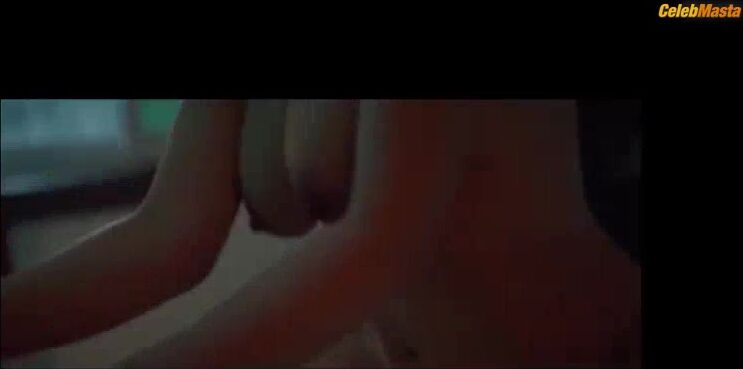 Cloe Barreto Quinn Carrillo, And Mercedes Cabral Lesbian, - Photo 2 of 5