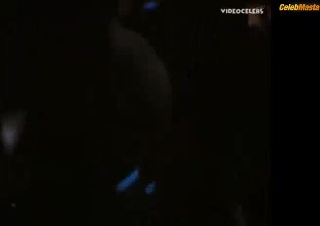 Shannon Whirry Booty And Boobs Scene In Ringer - Photo 1 of 5 photo 5