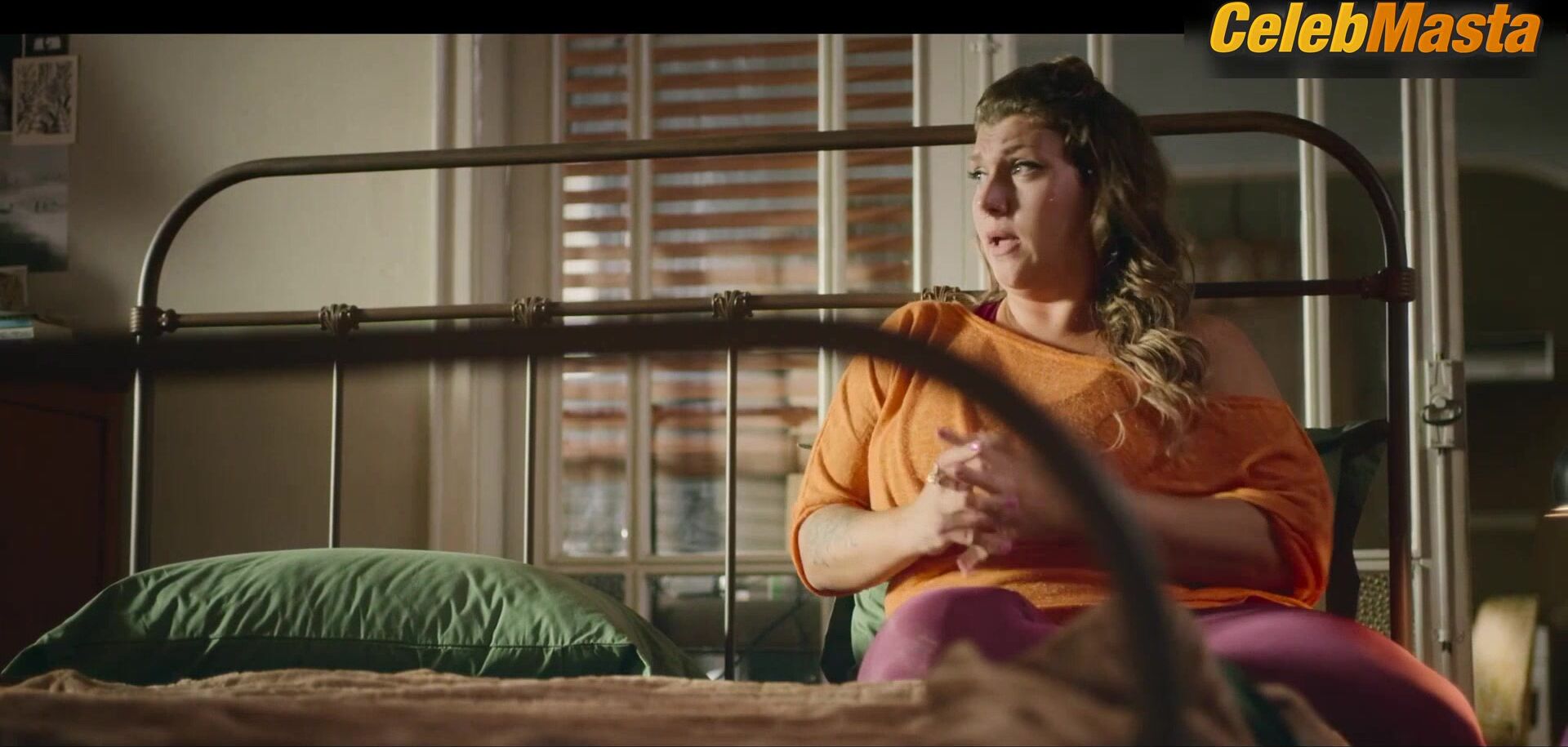 Debora Nascimento ’s Lingerie Scene In Lady Voyeur - Photo 1 of 5 photo 2