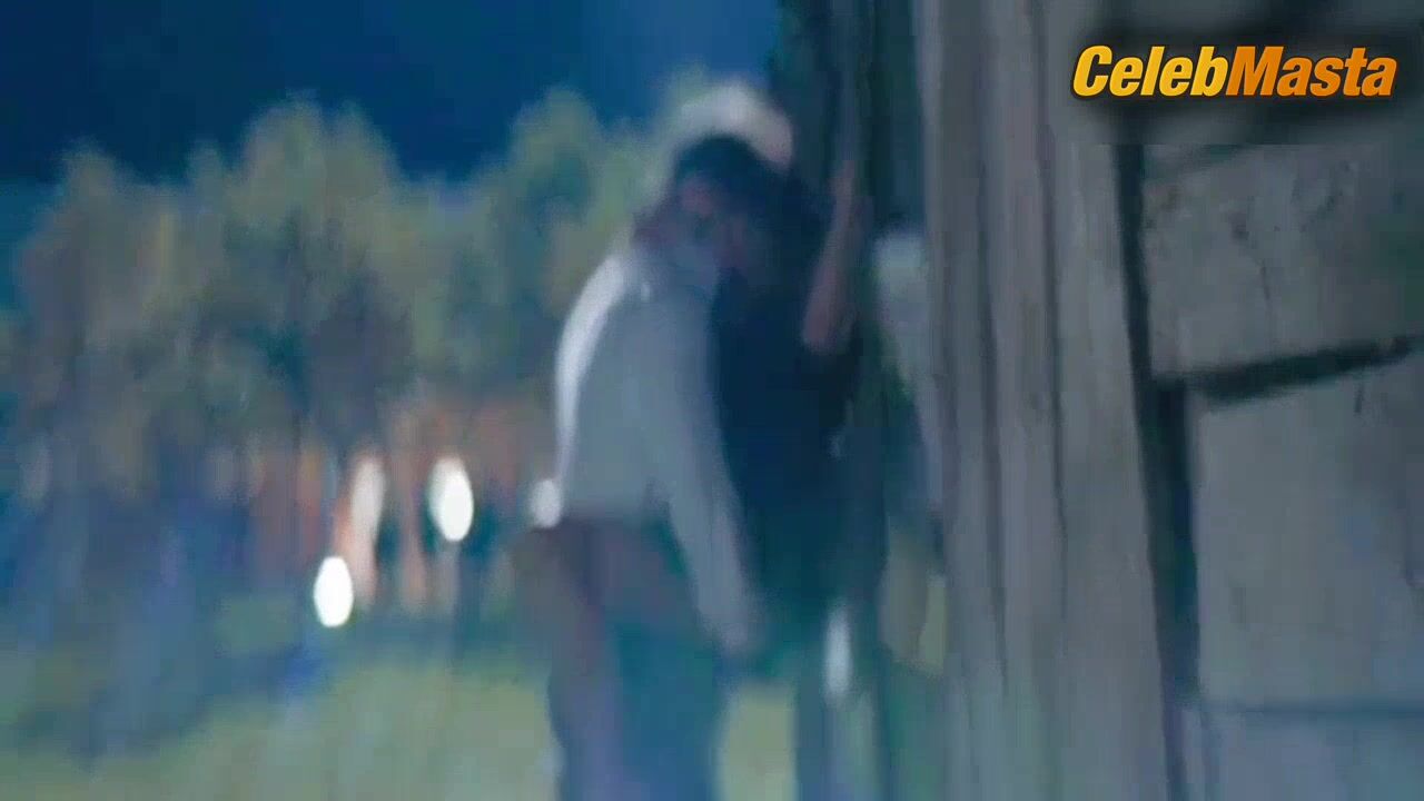 Odette Annable ’s Sexy Scene From Tell Me A Story - Photo 1 of 5 photo 5