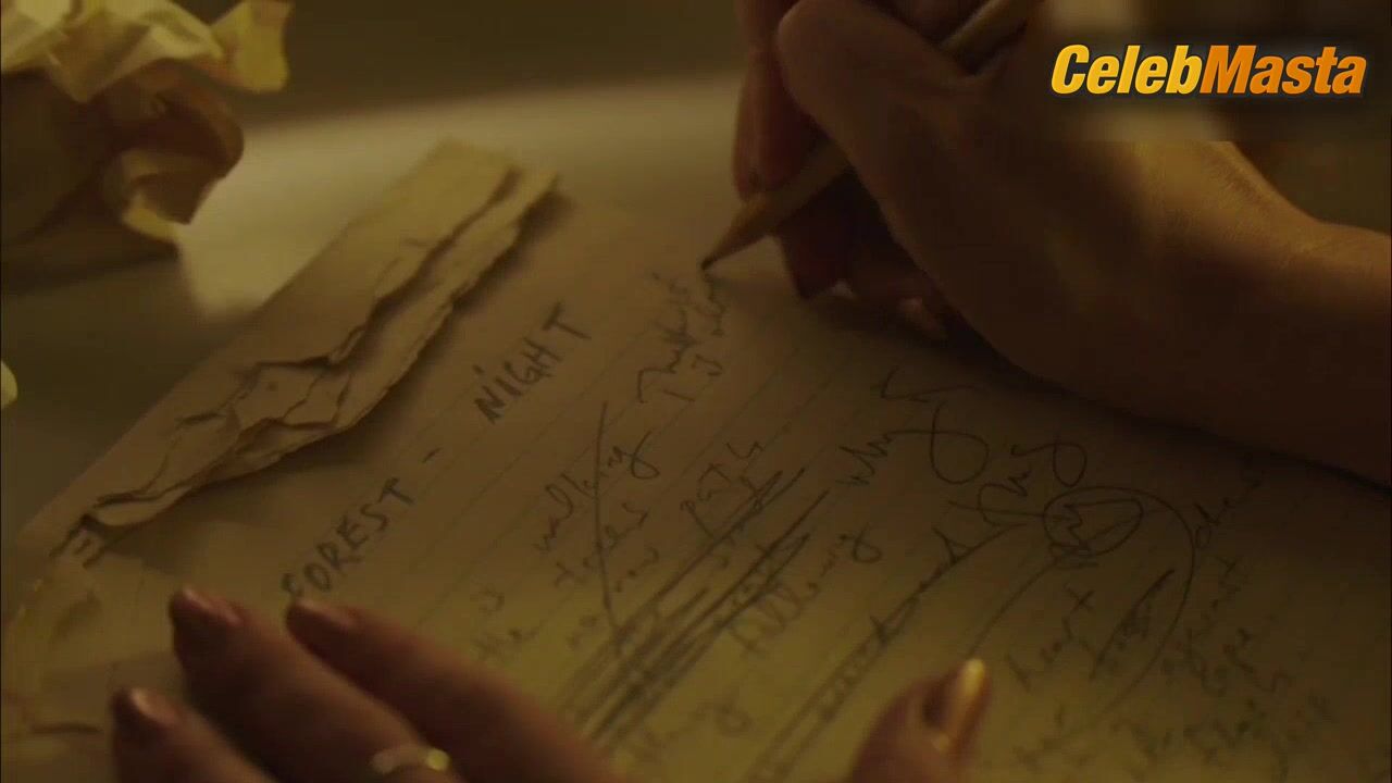 Maggie Gyllenhaal ’s Steamy Scene In The Deuce - Photo 2 of 5