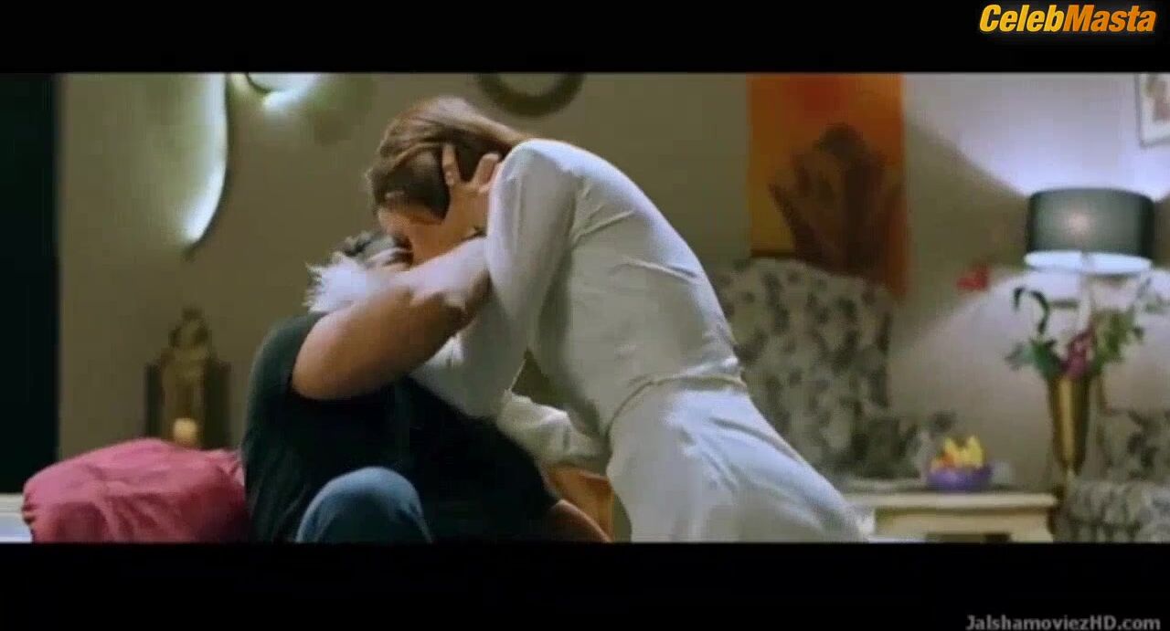 Mandana Karimi ’s Steamy Scene In The Casino - Photo 1 of 5