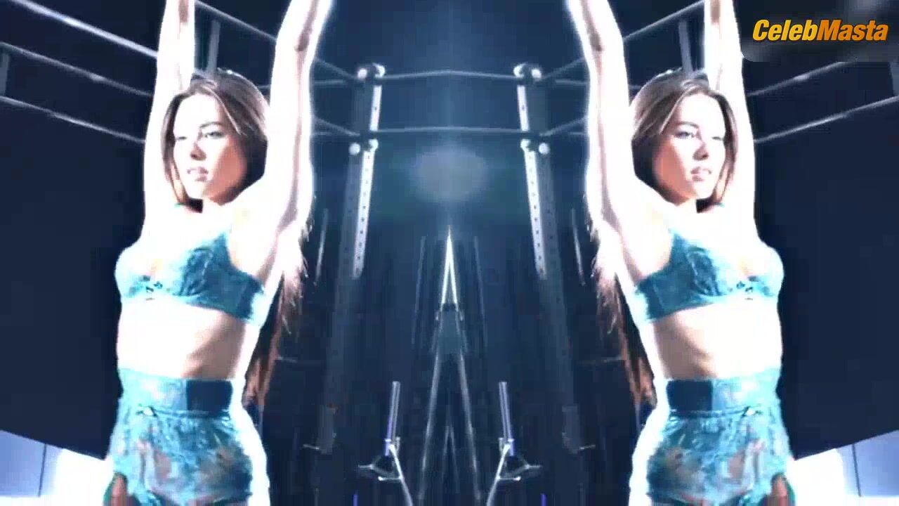 Madison Beer ’s Underwear Scene From Love Advent - Photo 1 of 5 photo 4