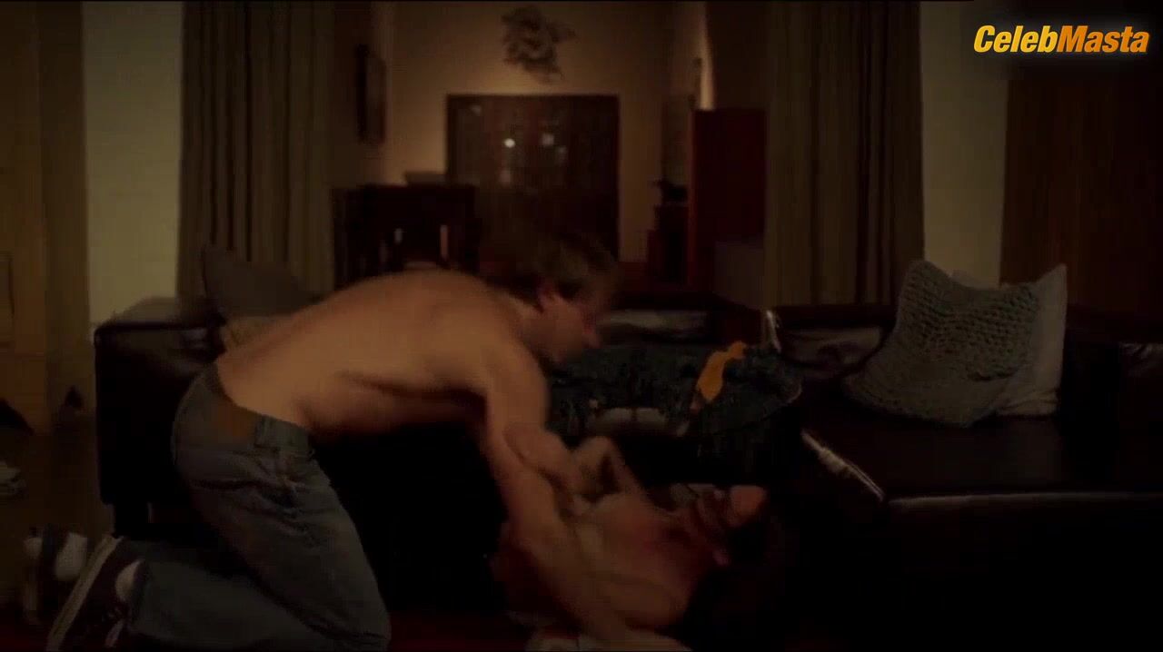 Odette Annable ’s Tits, Underwear Scene In The Truth - Photo 1 of 5 photo 5