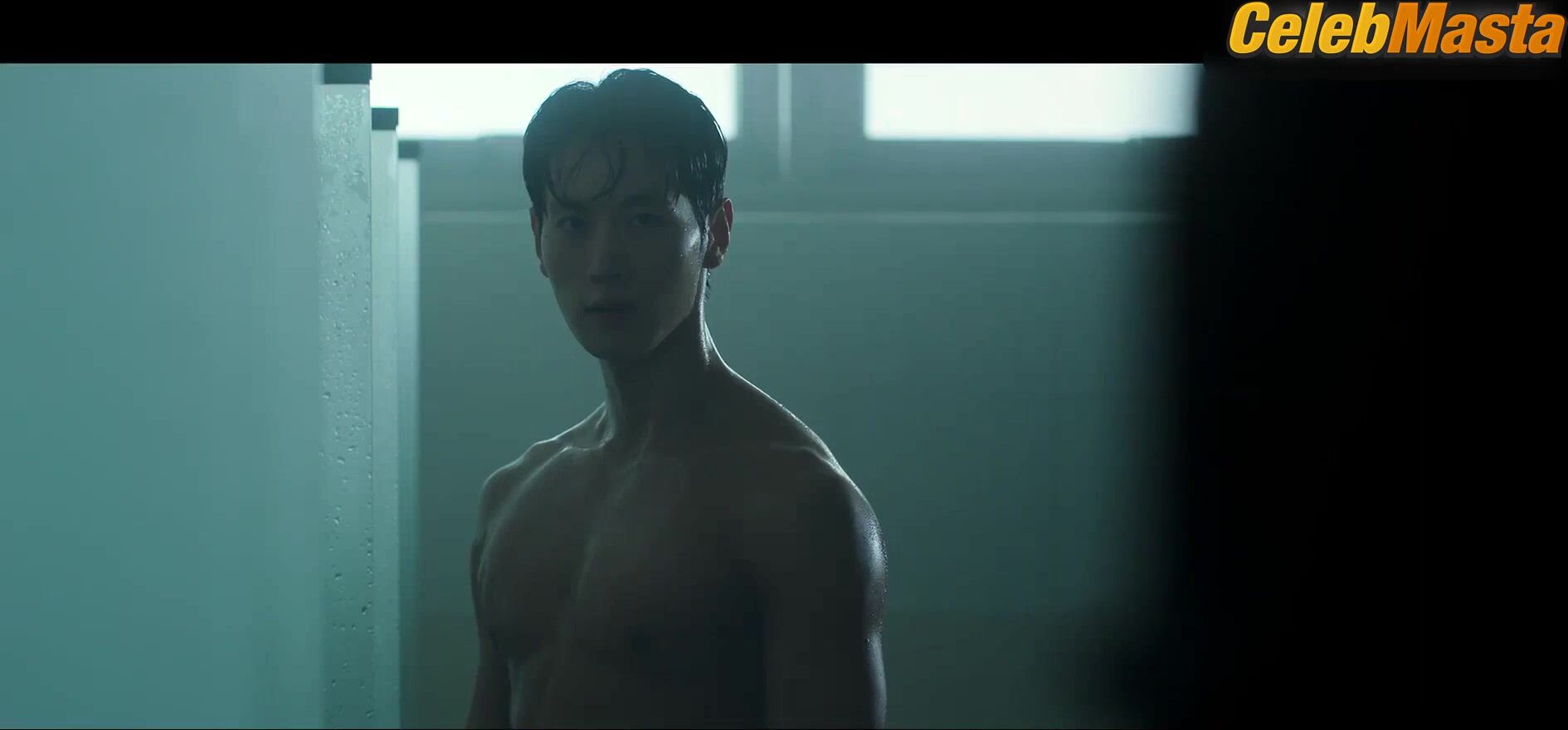 Jung Yun-ha ’s Underwear Scene From The Trunk - Photo 3 of 5 photo 4