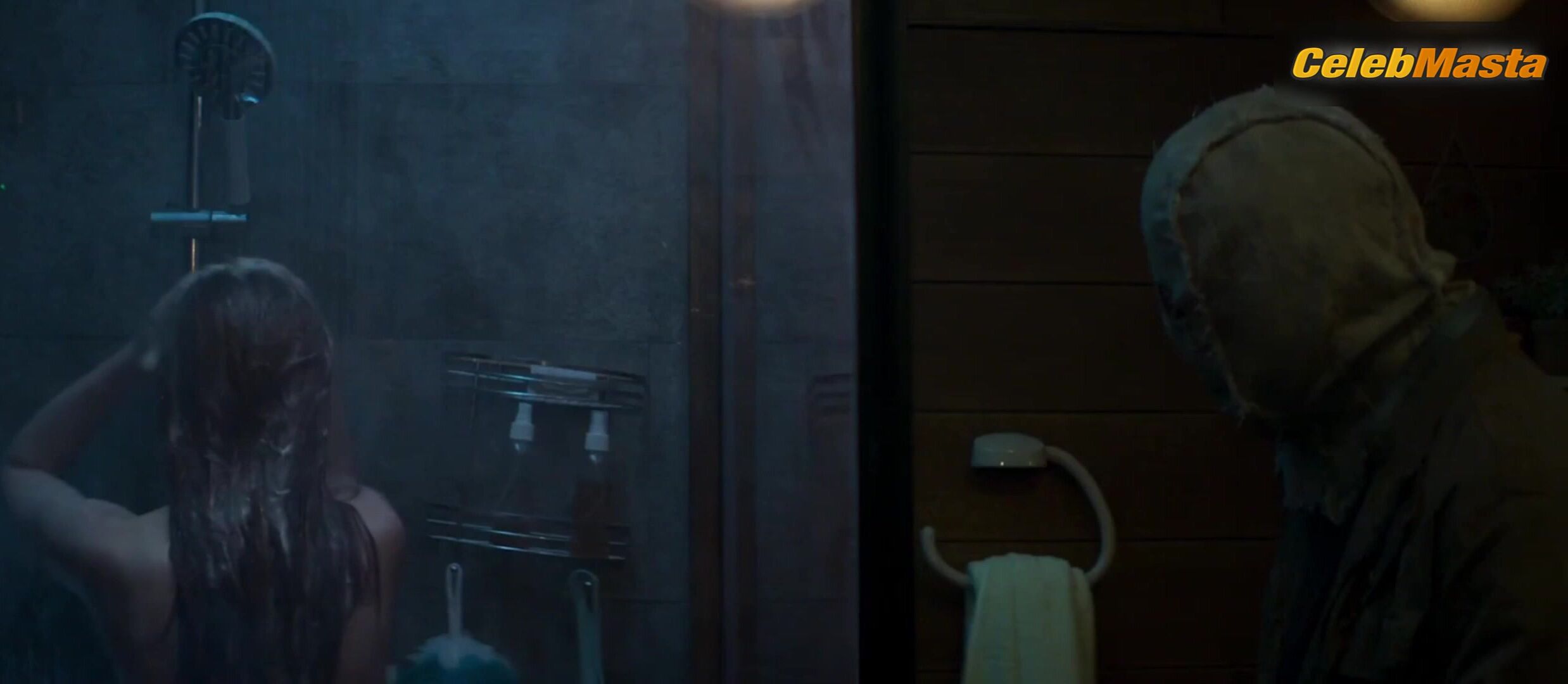 Madelaine Petsch Booty Scene From The Strangers Chapter 1 - Photo 1 of 5 photo 4