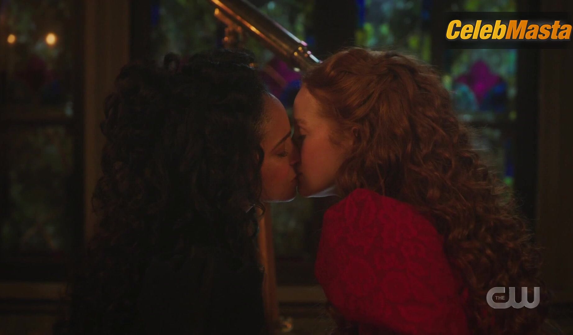 Madelaine Petsch Vanessa Morgan And ’s Sapphic Scene In - Photo 3 of 5 photo 2