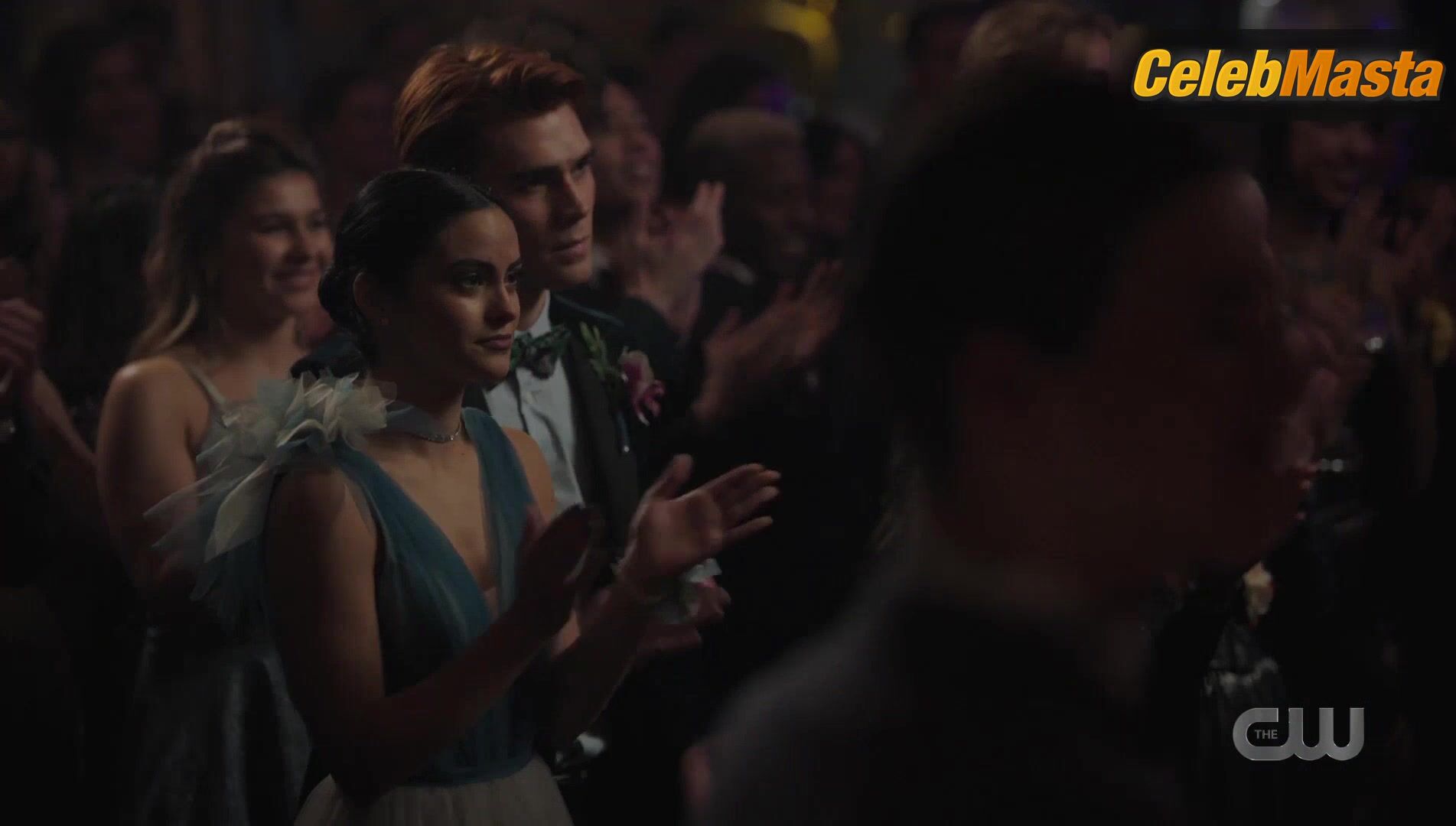 Madelaine Petsch Vanessa Morgan And Flaunt A Lesbian Scene In - Photo 2 of 5