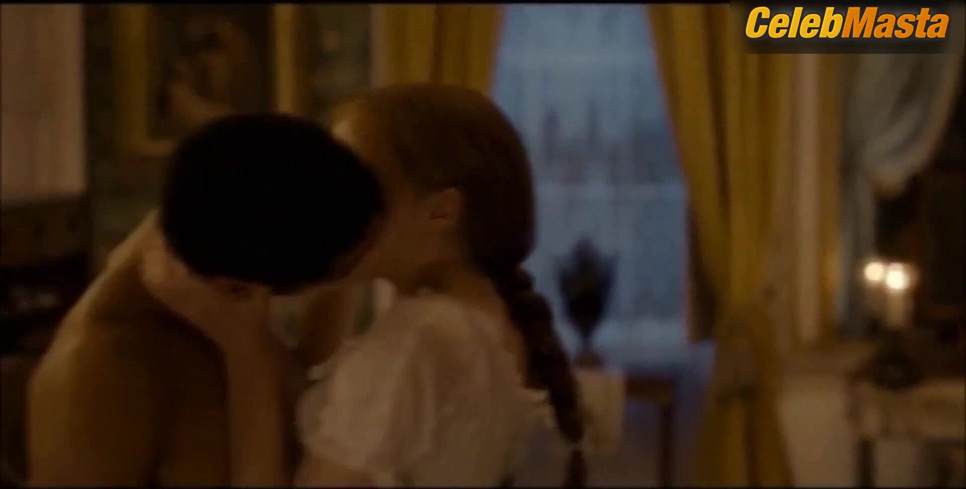 Phoebe Dynevor Bares Boobs In Bridgerton Scene - Photo 2 of 5 photo 1