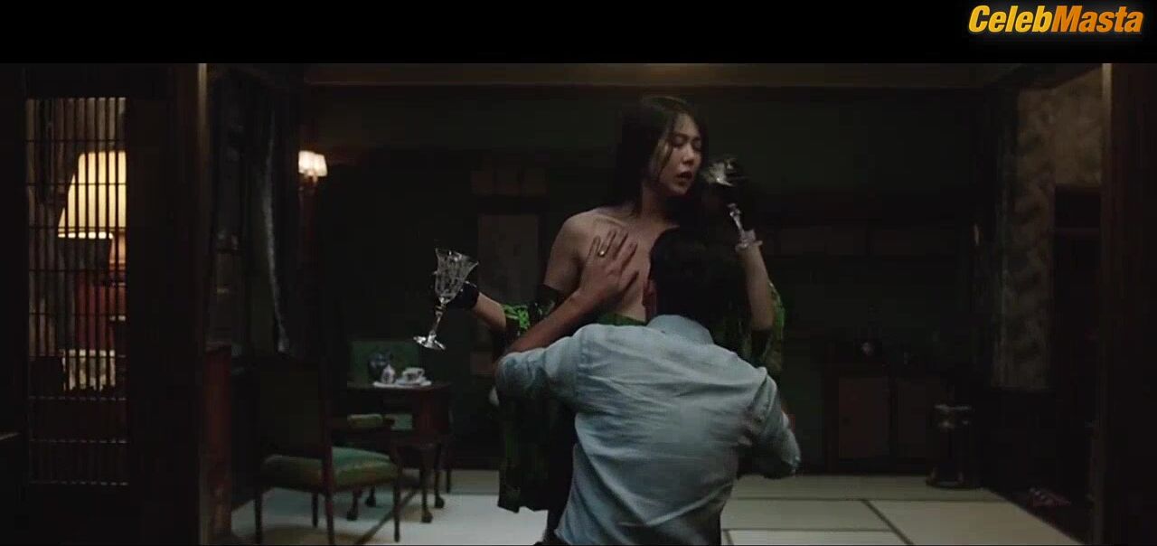 Kim Min-hie Lesbian, Booty Scene From The Handmaiden - Photo 1 of 5 photo 5