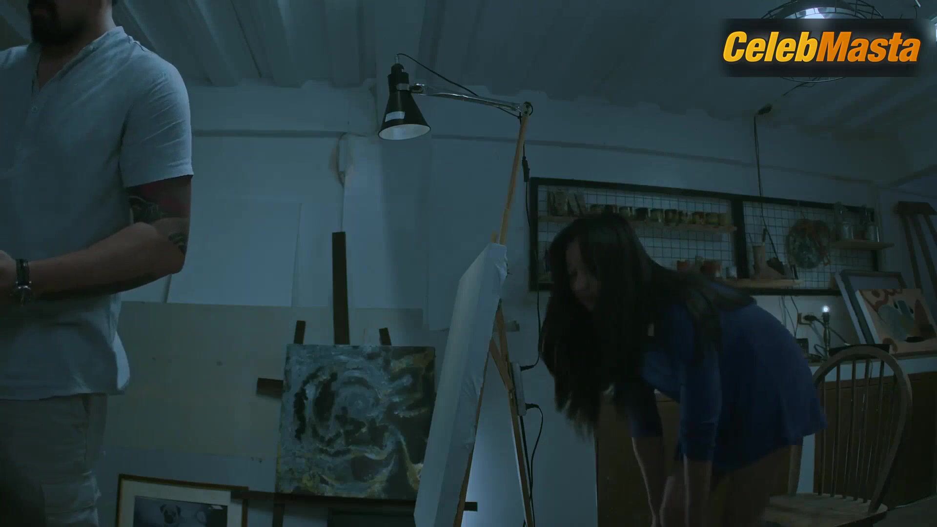 Sab Aggabao ’s Ass, Tits Scene In Laruan - Photo 2 of 5 photo 1