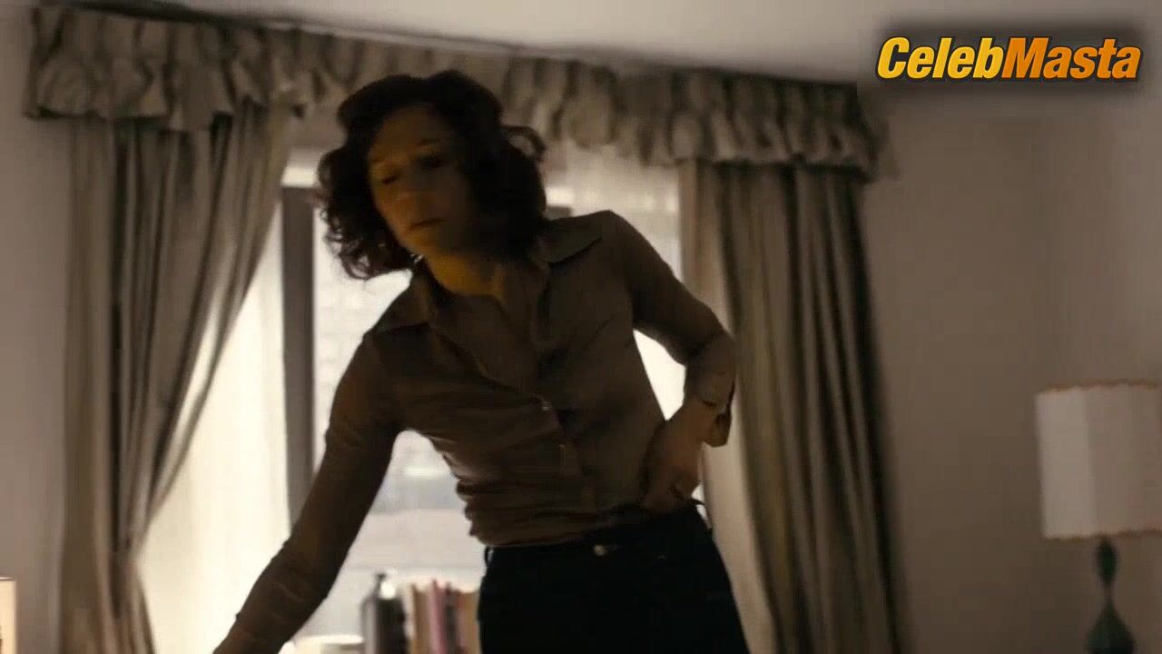 Maggie Gyllenhaal ’s Underwear Scene In The Deuce - Photo 2 of 5 photo 1