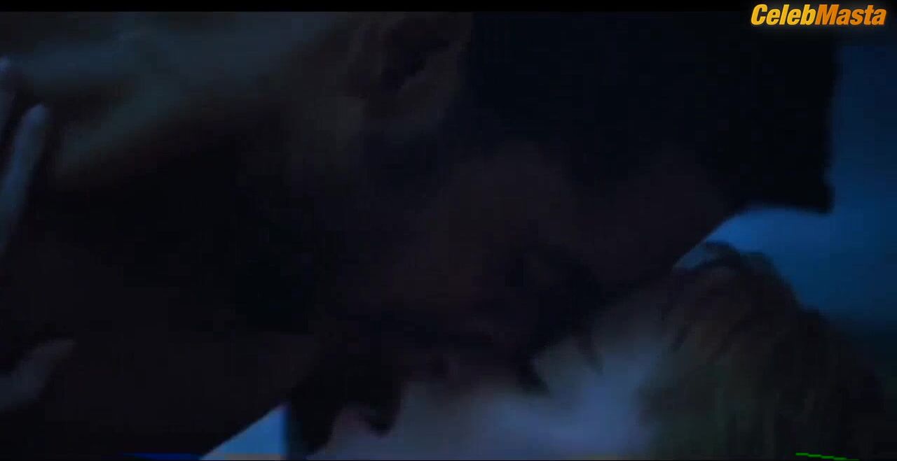 Phoebe Dynevor Reveals Butt, Boobs In Bridgerton Scene - Photo 1 of 5 photo 2