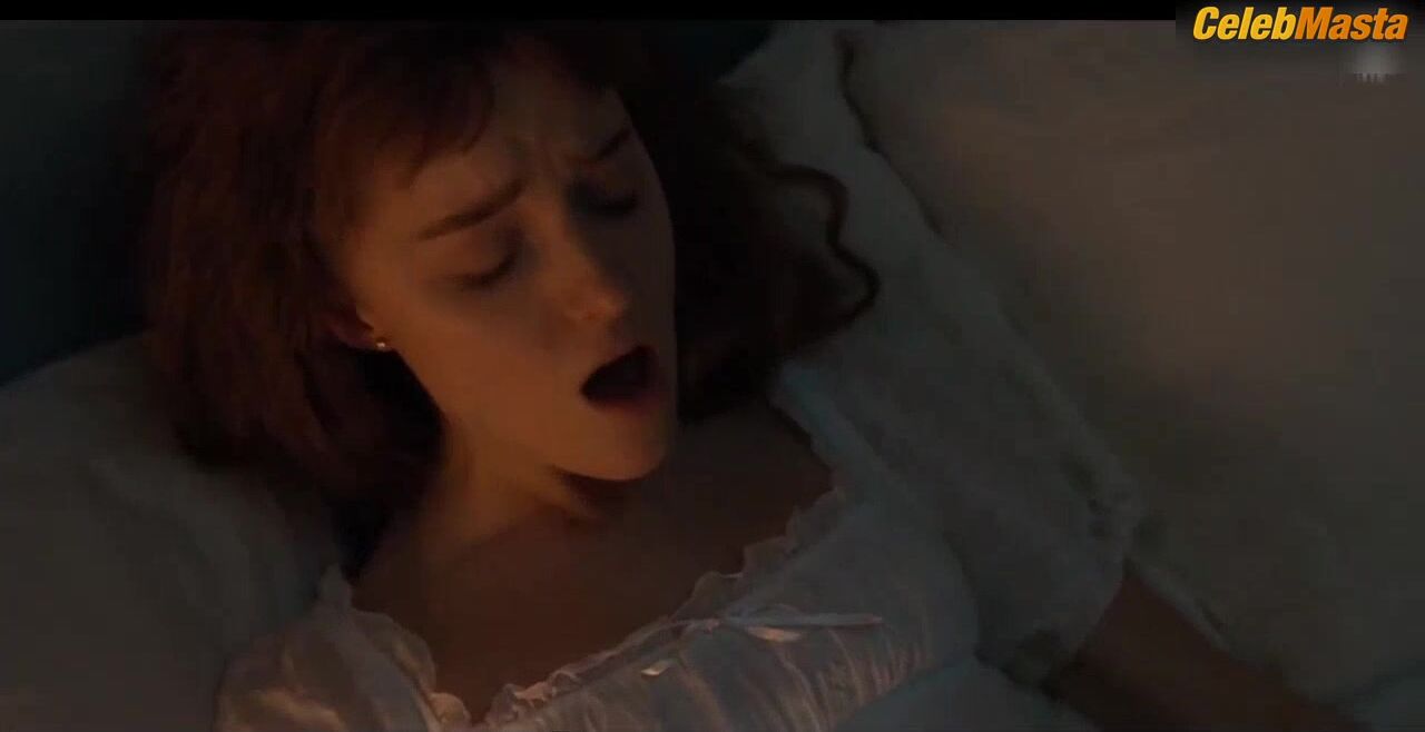 Phoebe Dynevor Shows Underwear In Bridgerton Scene - Photo 2 of 5 photo 5