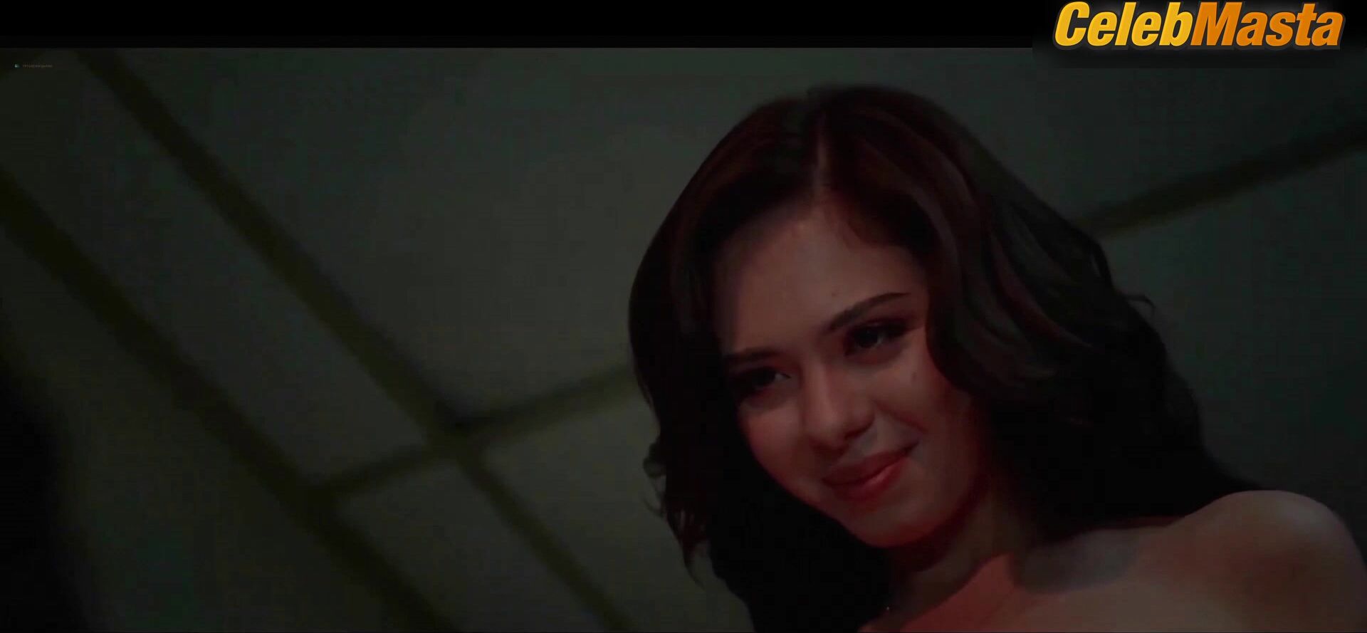 Shiena Verzosa Yu ’s Boobs And Butt Scene In Stalkers - Photo 4 of 5