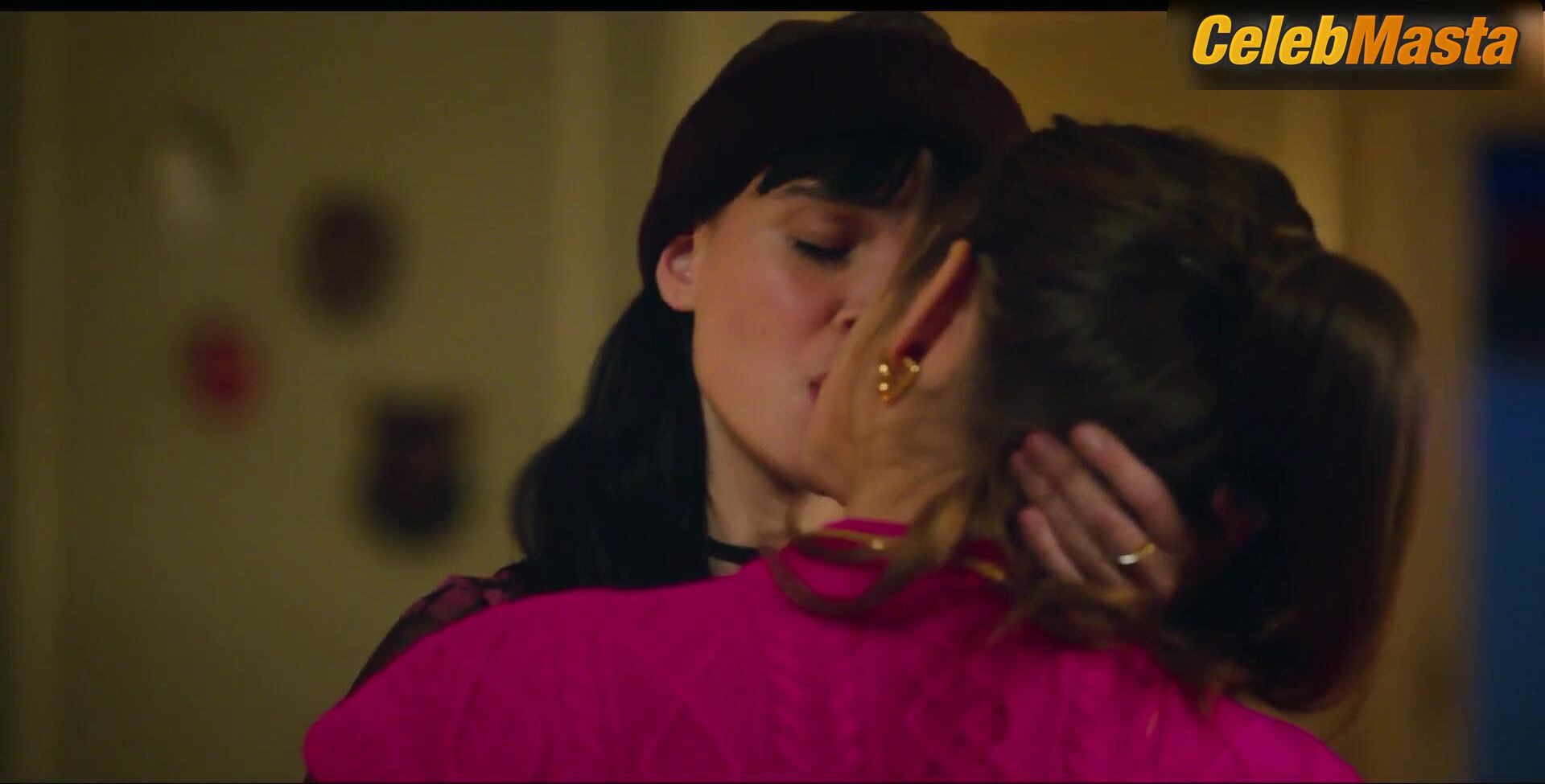 Carmen Arrufat Martina Cariddi And ’s Steamy Lesbian - Photo 1 of 5 photo 4