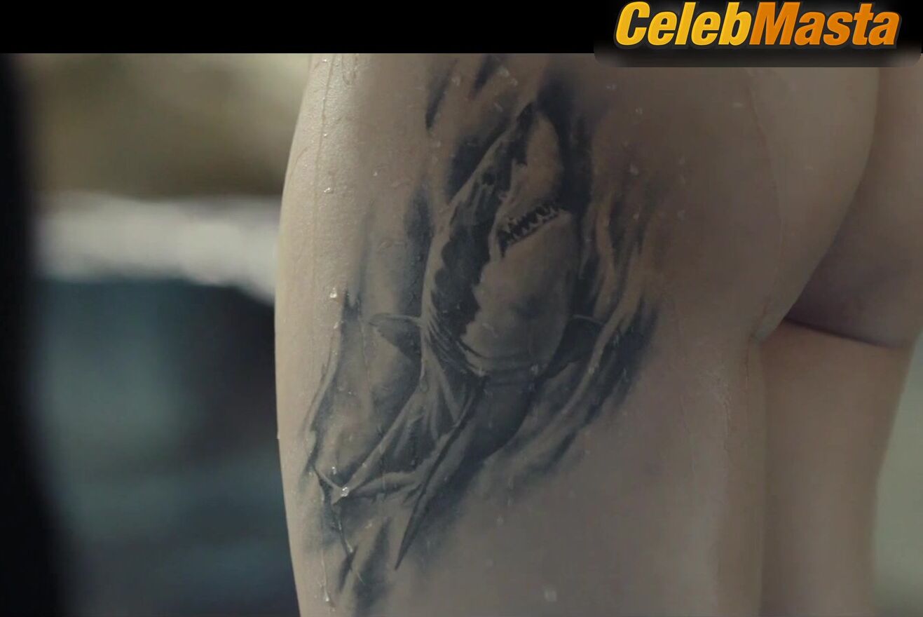 Do-yeon Jeon ’s Booty, Body Double Scene In Beasts - Photo 2 of 5 photo 4