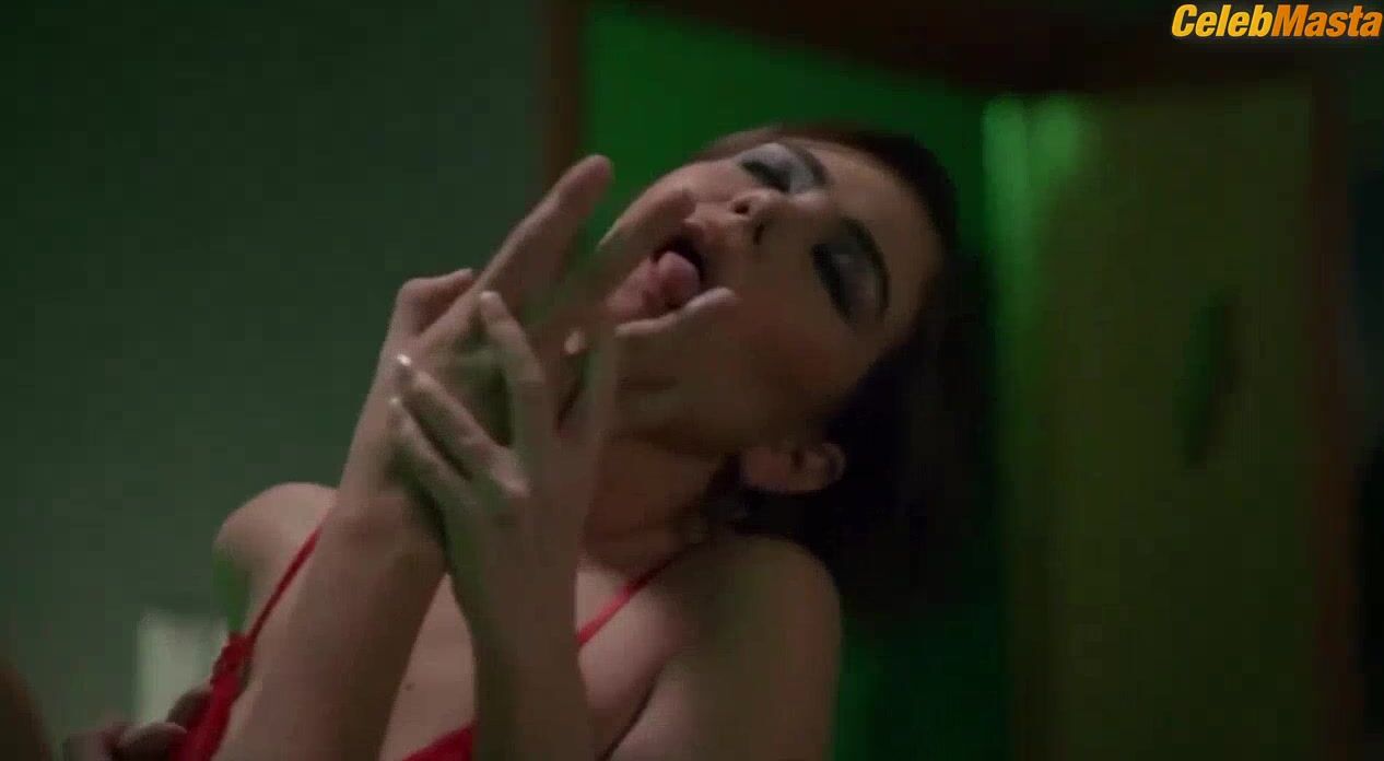 Rose Van Ginkel Shows Booty And Boobs In A Scene From Boy - Photo 2 of 5 photo 4