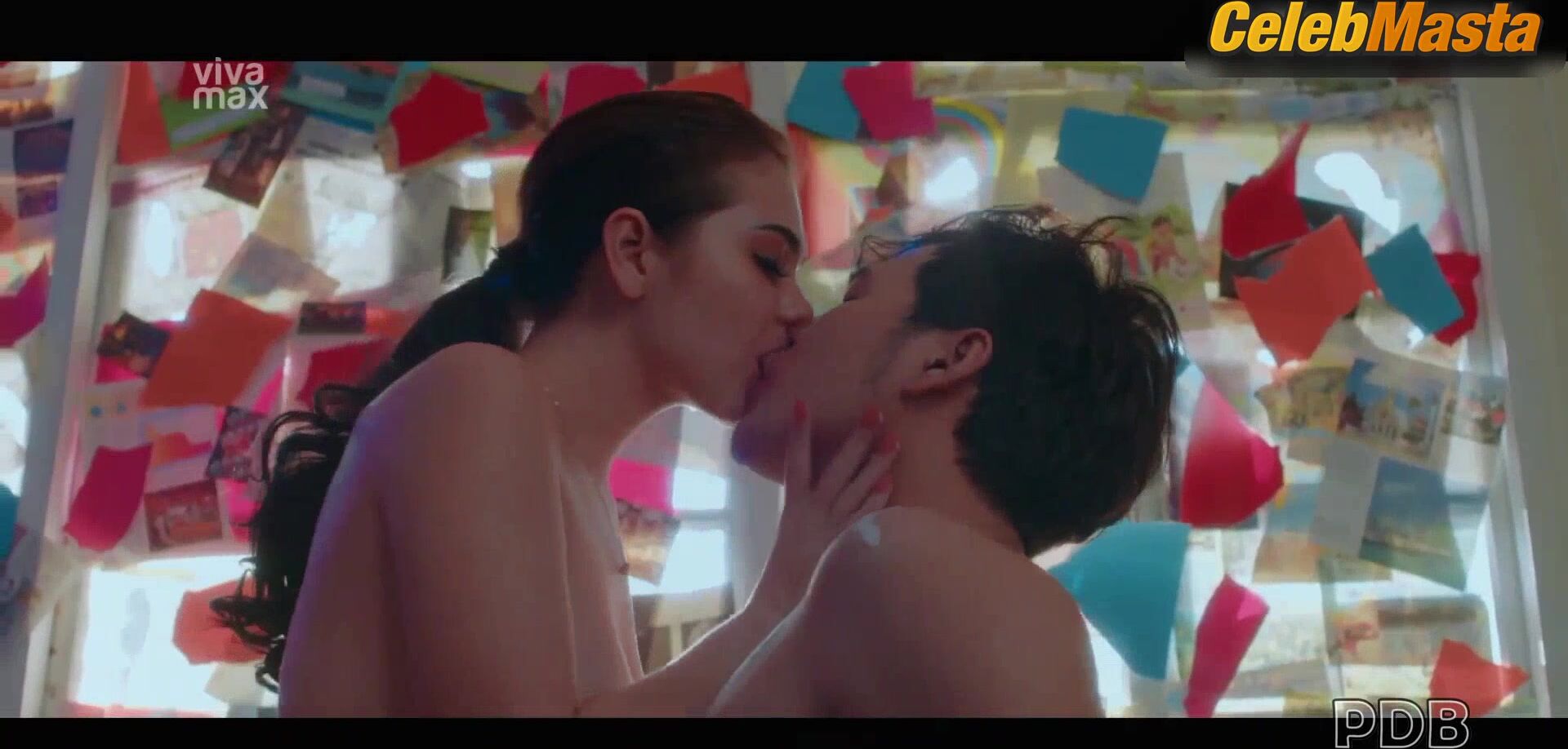 Rose Van Ginkel Hot Scene In Stalkers - Photo 2 of 5 photo 4