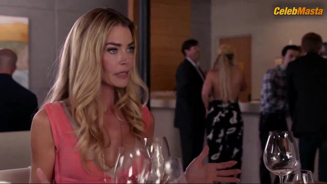Denise Richards Tits Scene From Significant Mother - Photo 2 of 5 photo 4