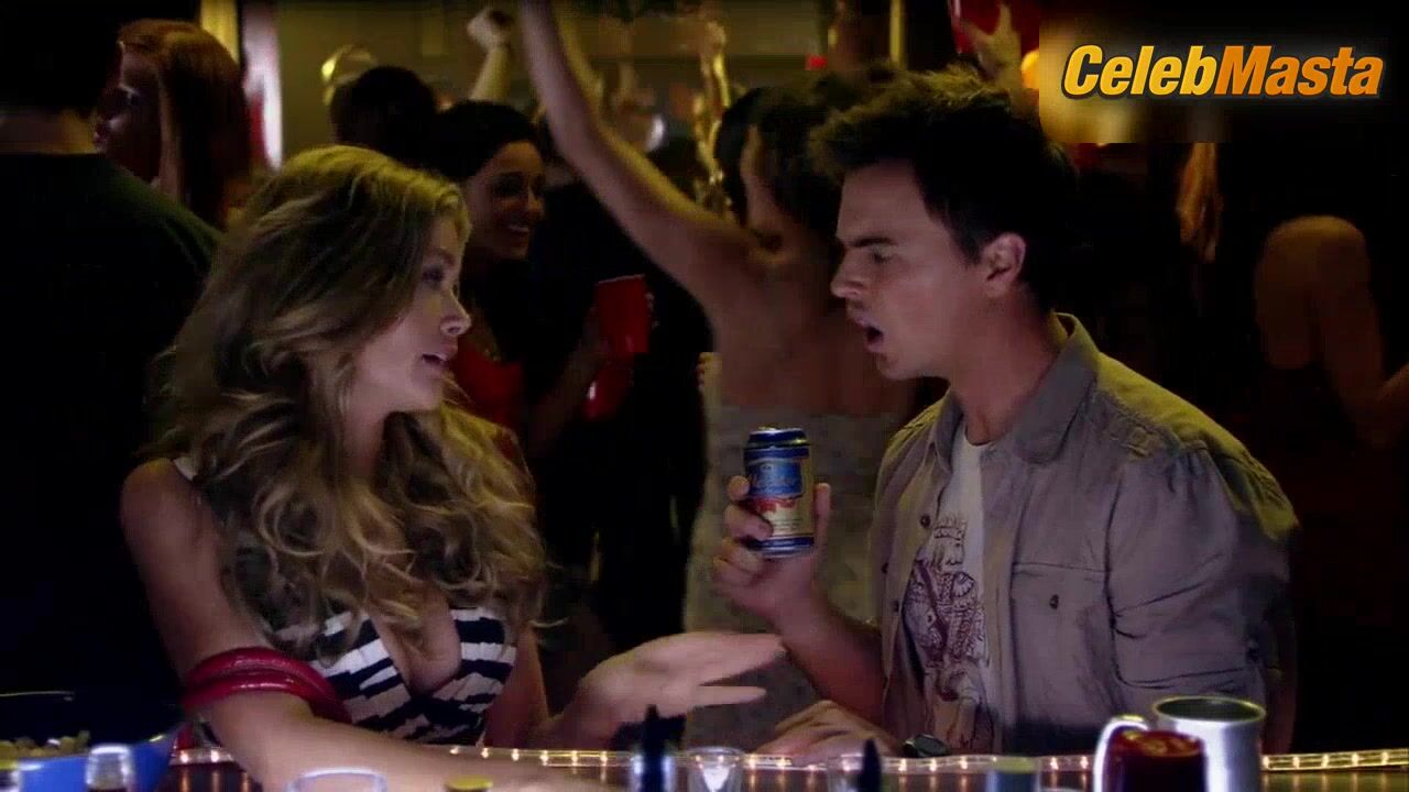 Denise Richards Reveals Curves Scene In Blue Mountain State - Photo 2 of 5 photo 5