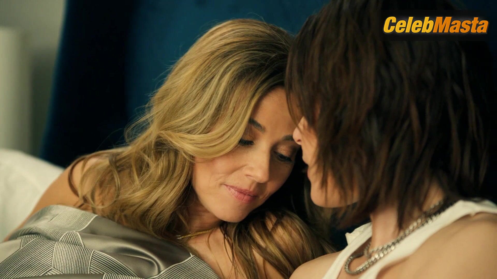 Katherine Moennig Linda Cardellini And ’s Lesbian Scene - Photo 1 of 5 photo 5