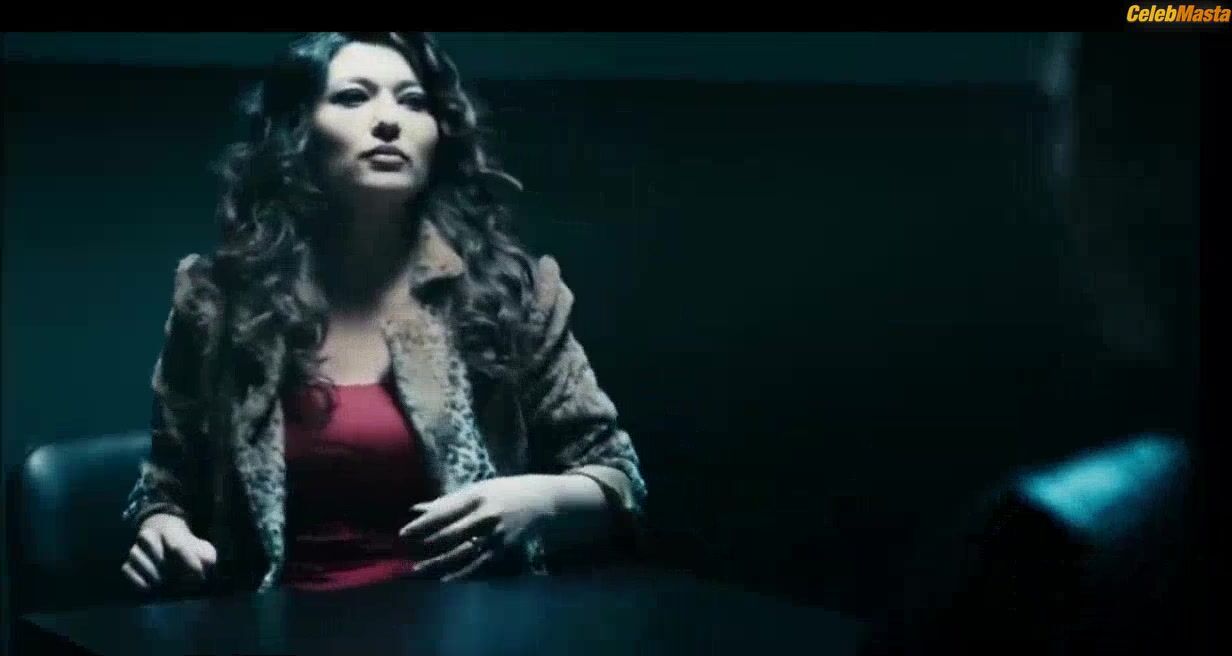 Nurgul Yesilcay Tits And Underwear Scene From Isler Gucler - Photo 1 of 5
