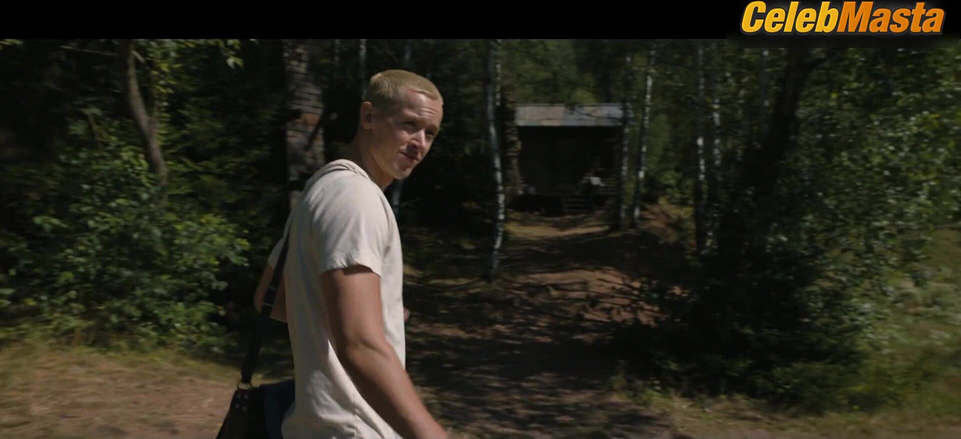 Rachel Zegler ’s Swimsuit Scene In The Hunger Games - Photo 1 of 5