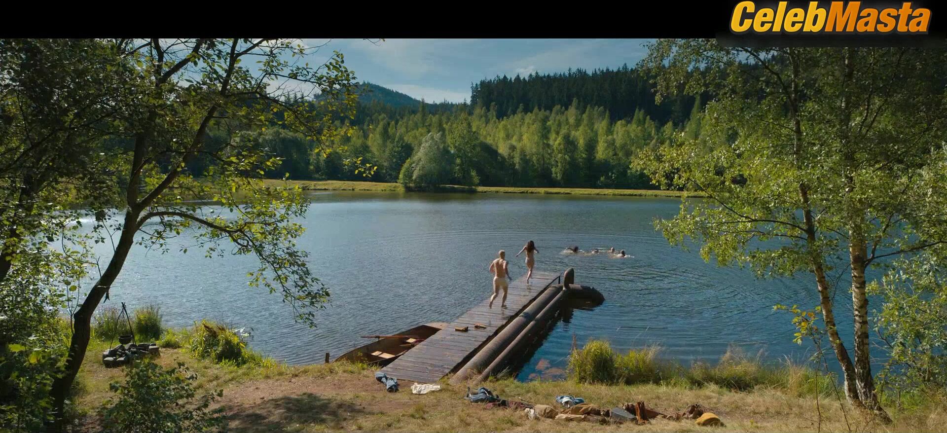 Rachel Zegler ’s Swimsuit Scene In The Hunger Games - Photo 1 of 5 photo 4