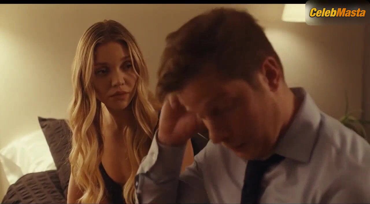 Jessie Andrews Boobs Scene In Love Bomb - Photo 2 of 5 photo 1