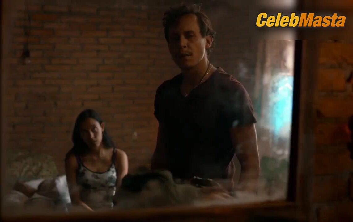 Natalie Martinez Sexy Scene From Somos - Photo 2 of 5 photo 5