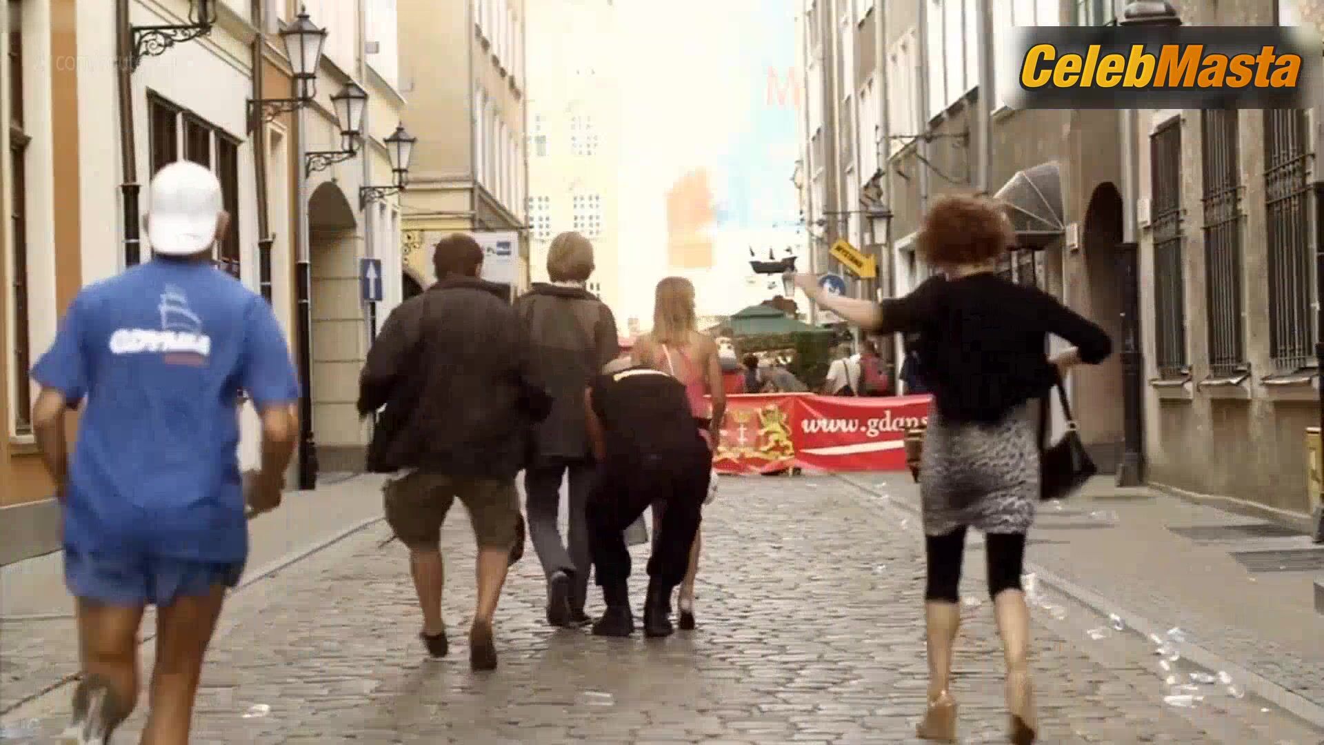 Joanna Kulig Tits Scene From Milion Dolarow - Photo 1 of 5 photo 5