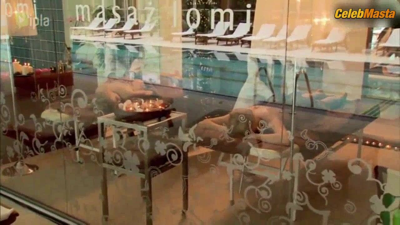 Joanna Kulig Sexy Scene From Na Krawedzi - Photo 1 of 5