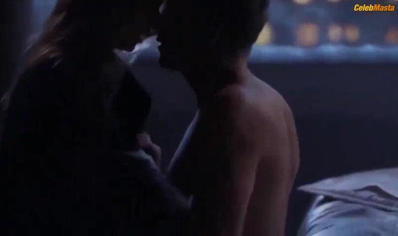 Ellen Pompeo Seductive Scene In Grey’s Anatomy - Photo 2 of 5 photo 5