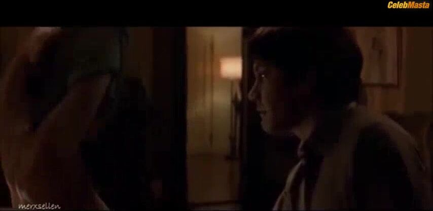 Ellen Pompeo Tits Scene From Moonlight Mile - Photo 2 of 5 photo 4