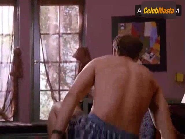Tiffani-amber Thiessen Bares All In Beverly Hills, 90210 Scene - Photo 2 of 5 photo 4