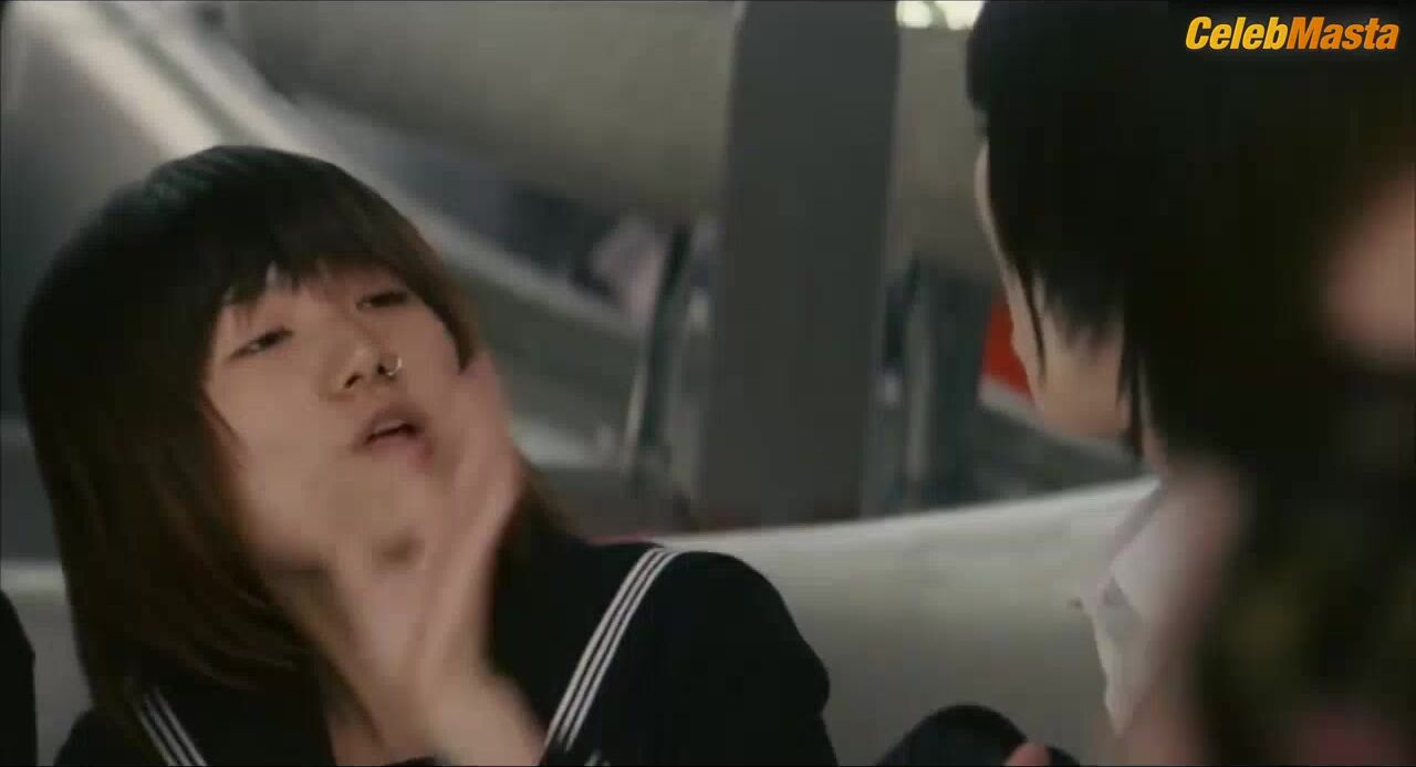 Rinko Kikuchi Tits Scene From Babel - Photo 5 of 5 photo 2