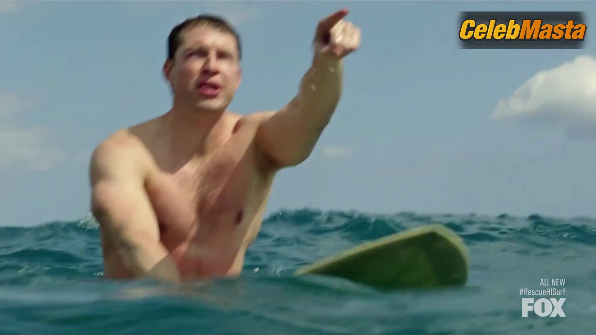 Arielle Kebbel ’s Hot Scene In Rescue Hi-surf - Photo 1 of 5 photo 2