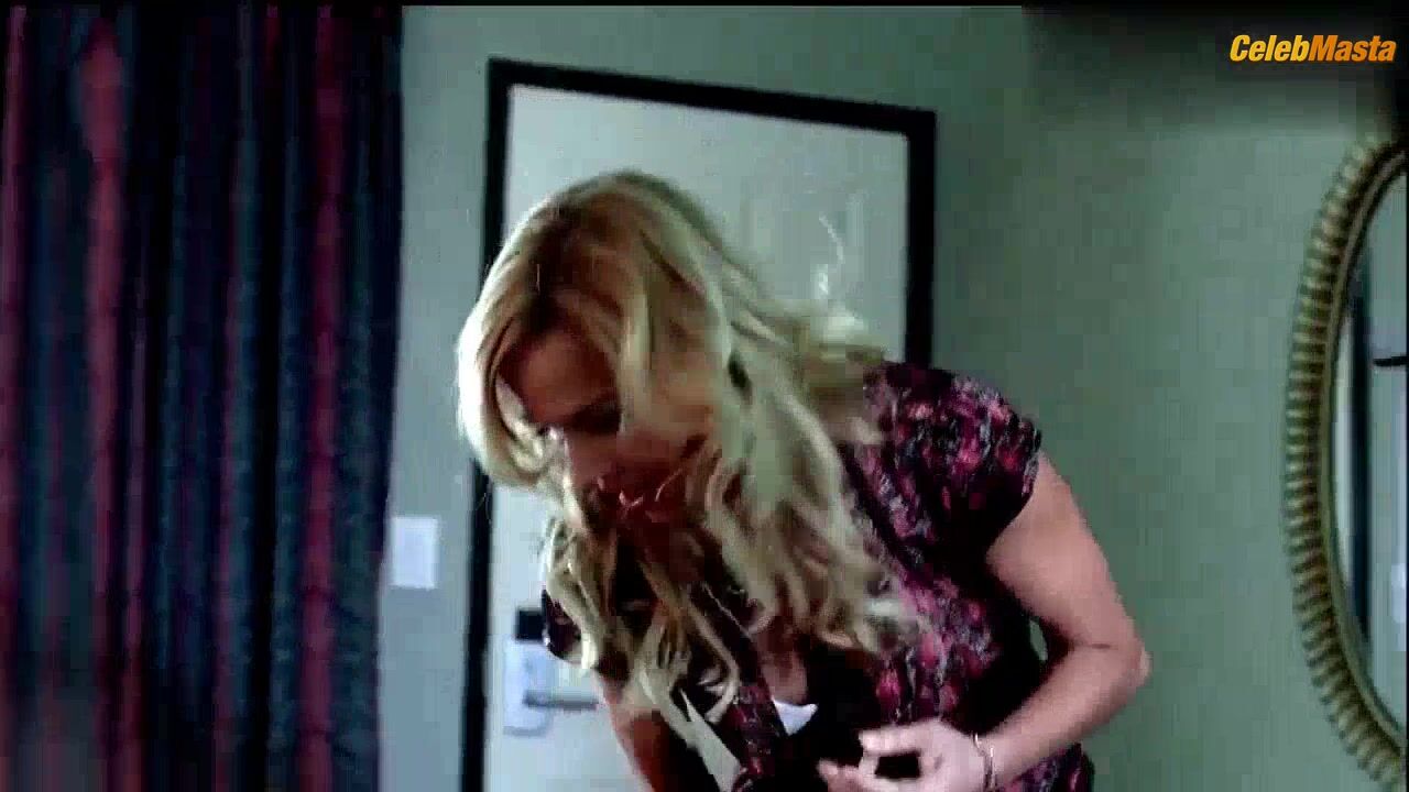 Arielle Kebbel ’s Hot Scene In True Blood - Photo 1 of 5 photo 5