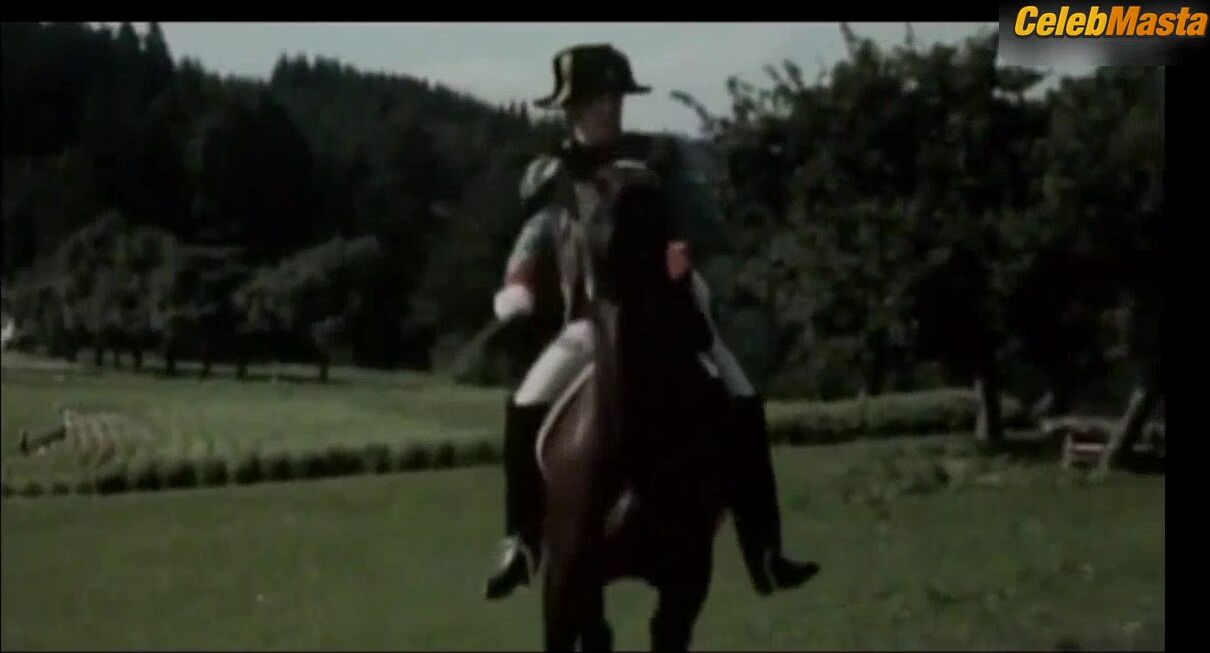 Edwige Fenech ’s Ass, Tits Scene From Alle Katzchen - Photo 1 of 5 photo 5